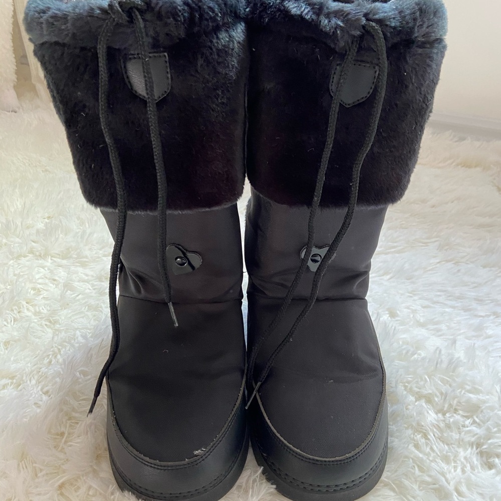 Moschino Snow Boots - Picture 3 of 6
